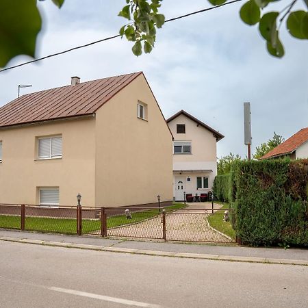 Apartman Mihovil Gospić Exterior foto