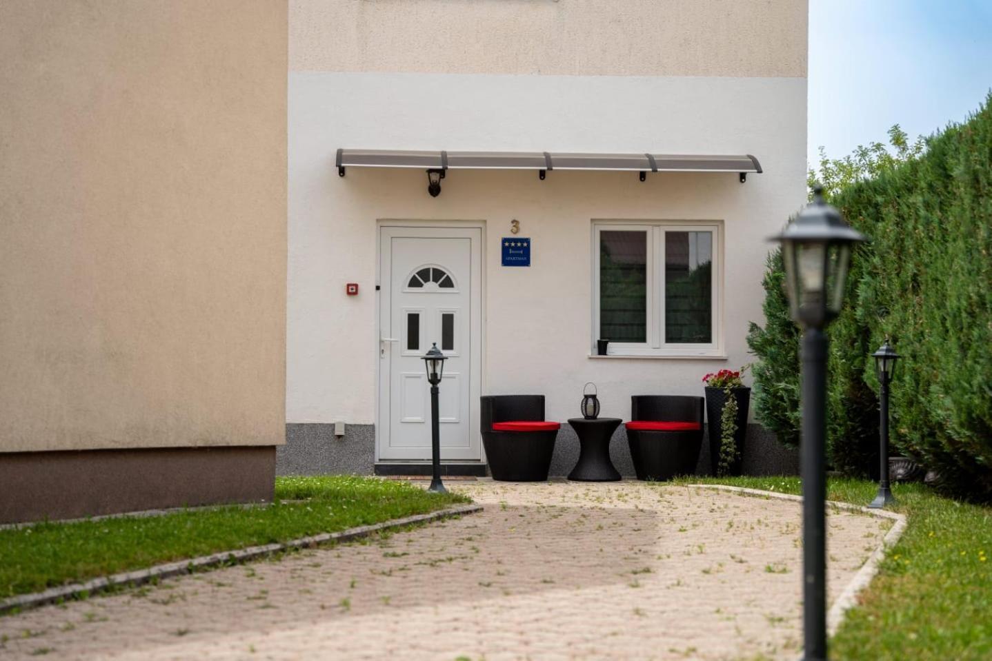 Apartman Mihovil Gospić Exterior foto